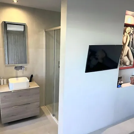 3 Pieces Juan Les Pins Apartment *